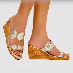 Jack Rogers Lauren Mid Wedge Sandal in Platinum size 10